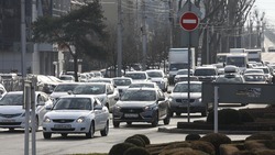 Самым раздражающим фактором на дорогах россияне считают агрессивных водителей